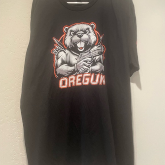 District Made Other - Oregun Beaver Graphic Black Tee